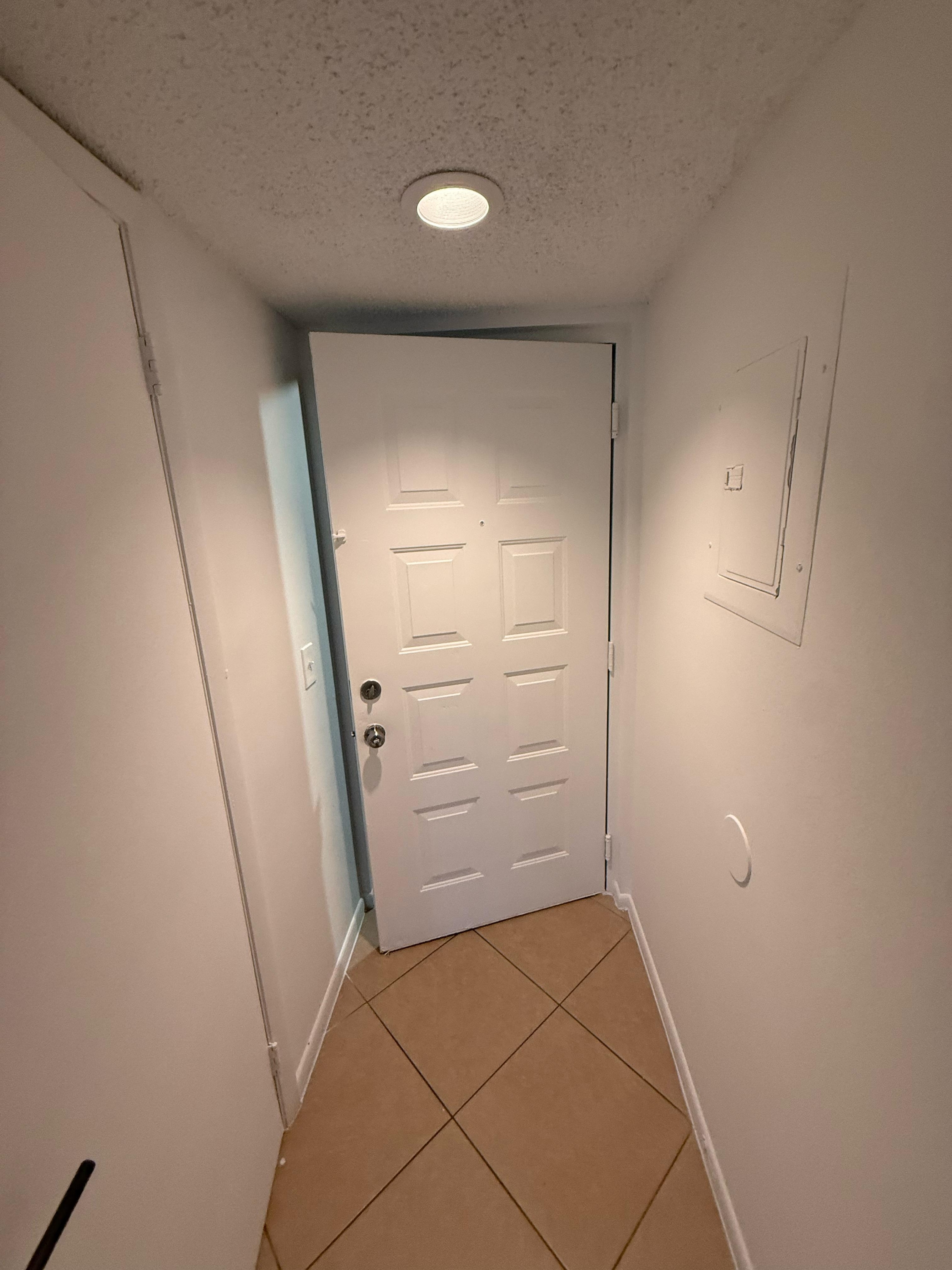 8851 Wiles Road Unit 204